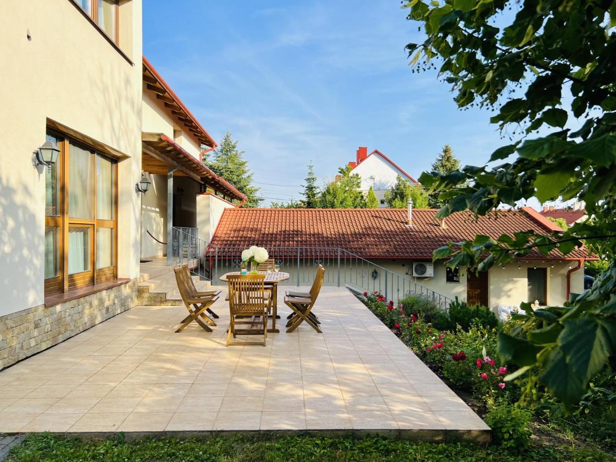 Villa Szofia Veszprem Apartments Exterior foto